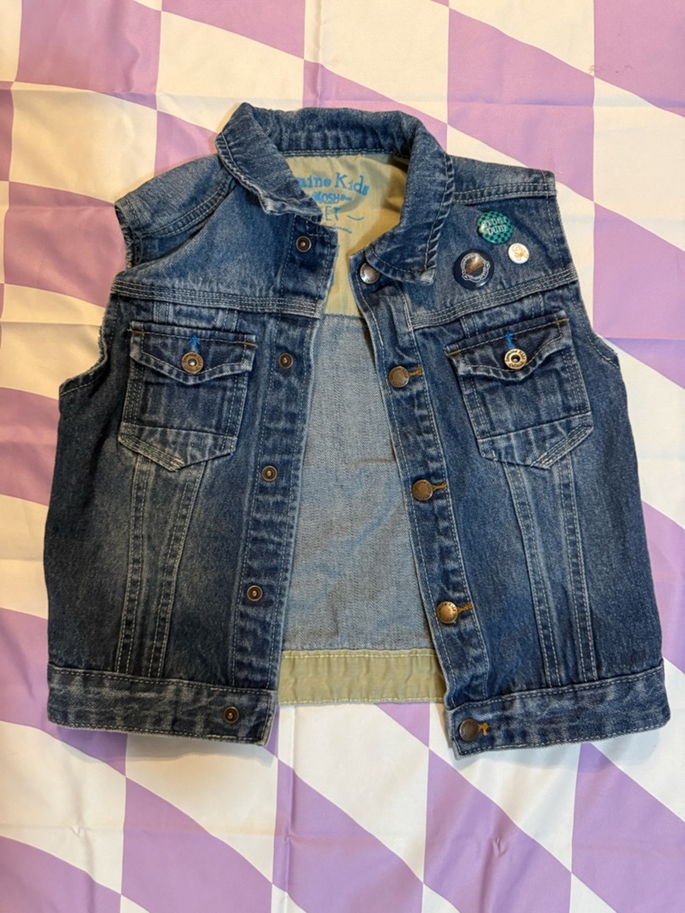 Genuine Kids by OshKosh 4T Denim Vest w/ Vintage Flair Pins